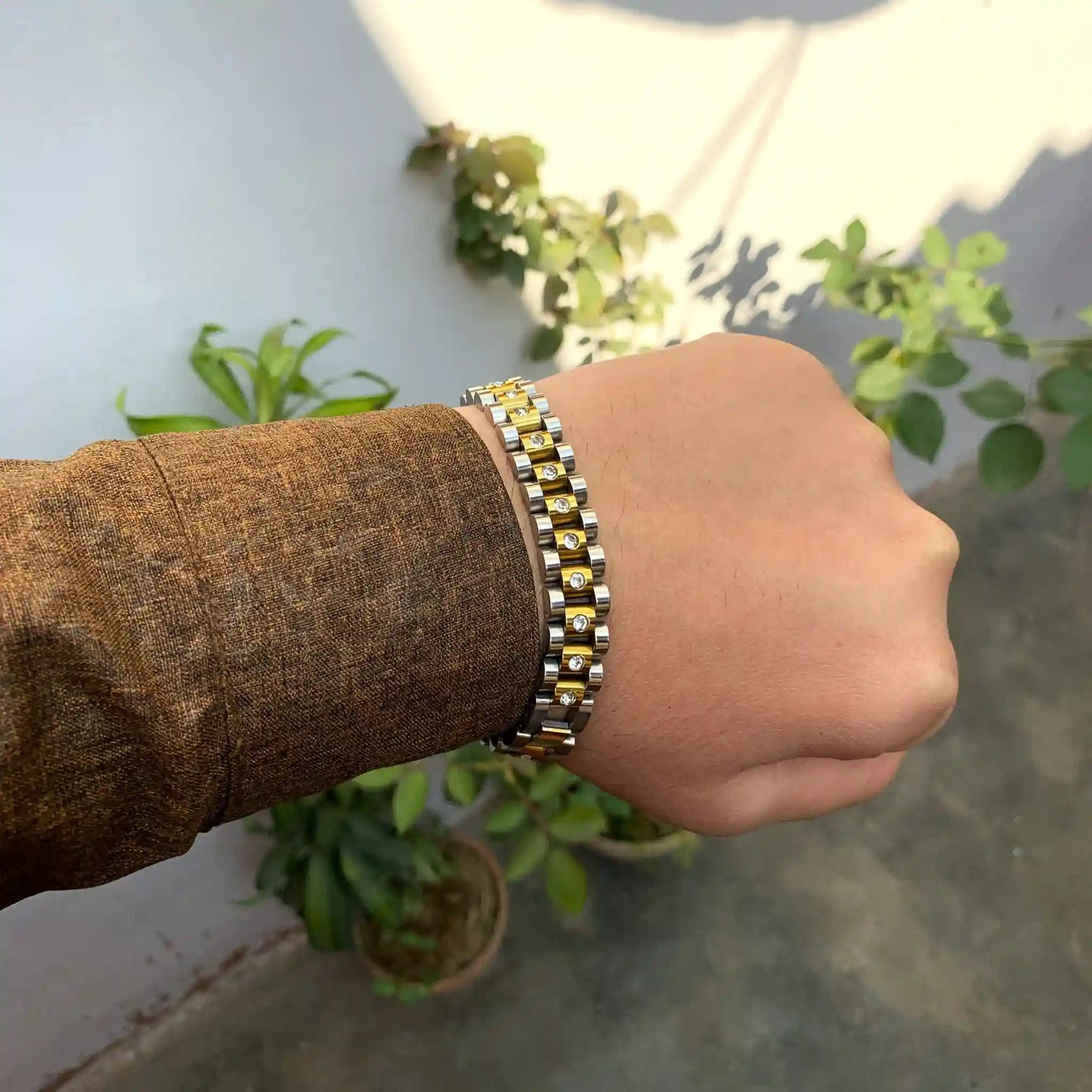 Stainless Steel Watchband Bracelet (Gold + Silver)